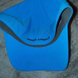 New mens under armour hat